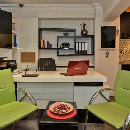 Apart Otel Taxim Trend